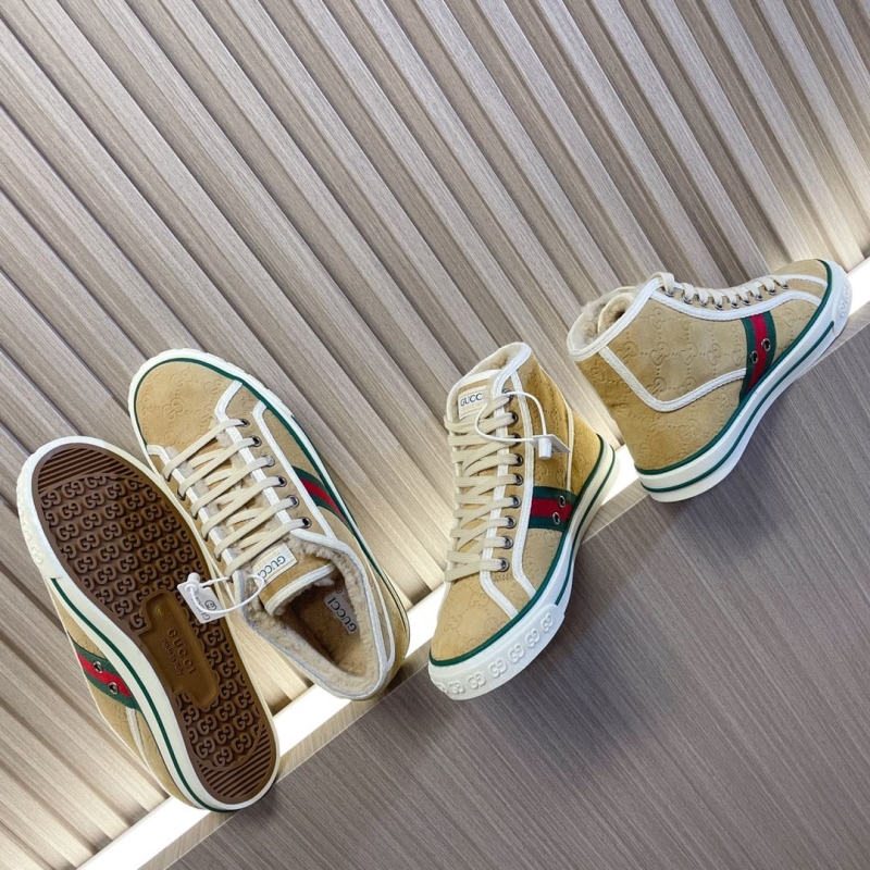 G*u*i casual shoes
